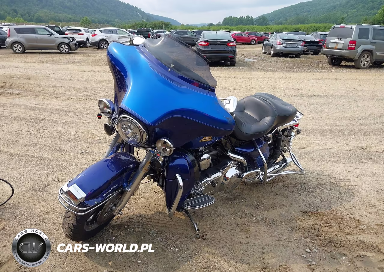 2007 Harley-Davidson Flhtcui VIN:1HD1FC4167Y668516 - 2