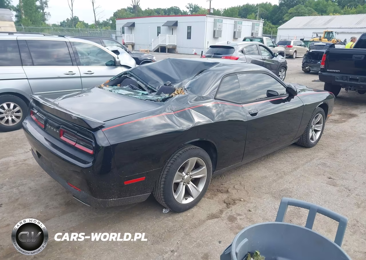 2015 Dodge Challenger Sxt VIN:2C3CDZAG8FH804847 - 4