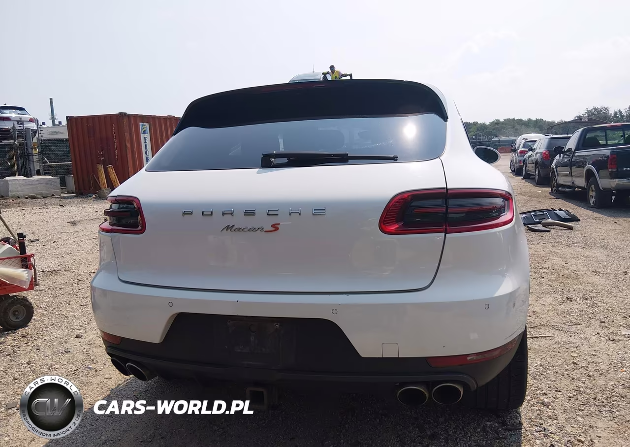 2015 Porsche Macan S VIN:WP1AB2A57FLB56336 - 16