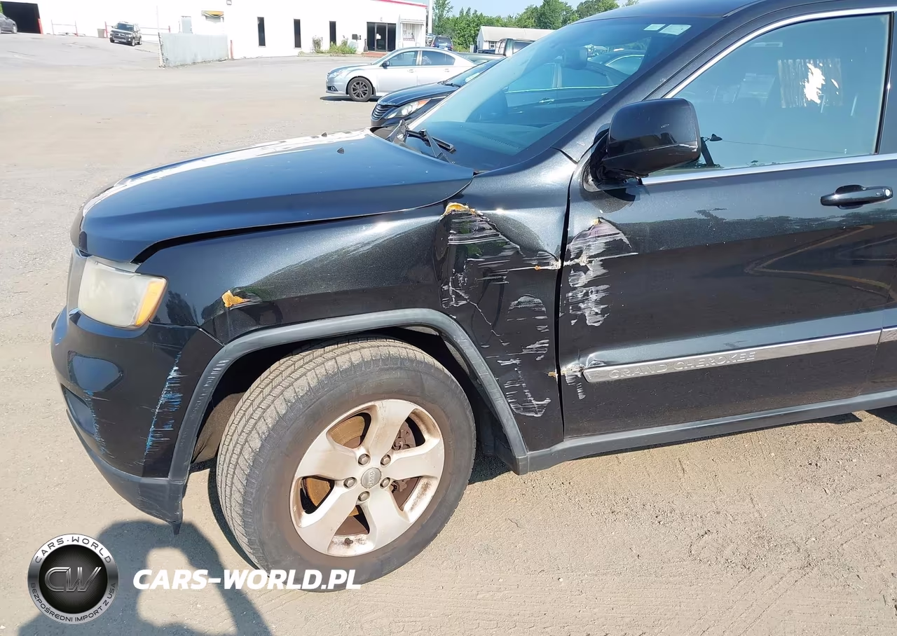2012 Jeep Grand Cherokee Laredo VIN:1C4RJFAT1CC301072 - 6
