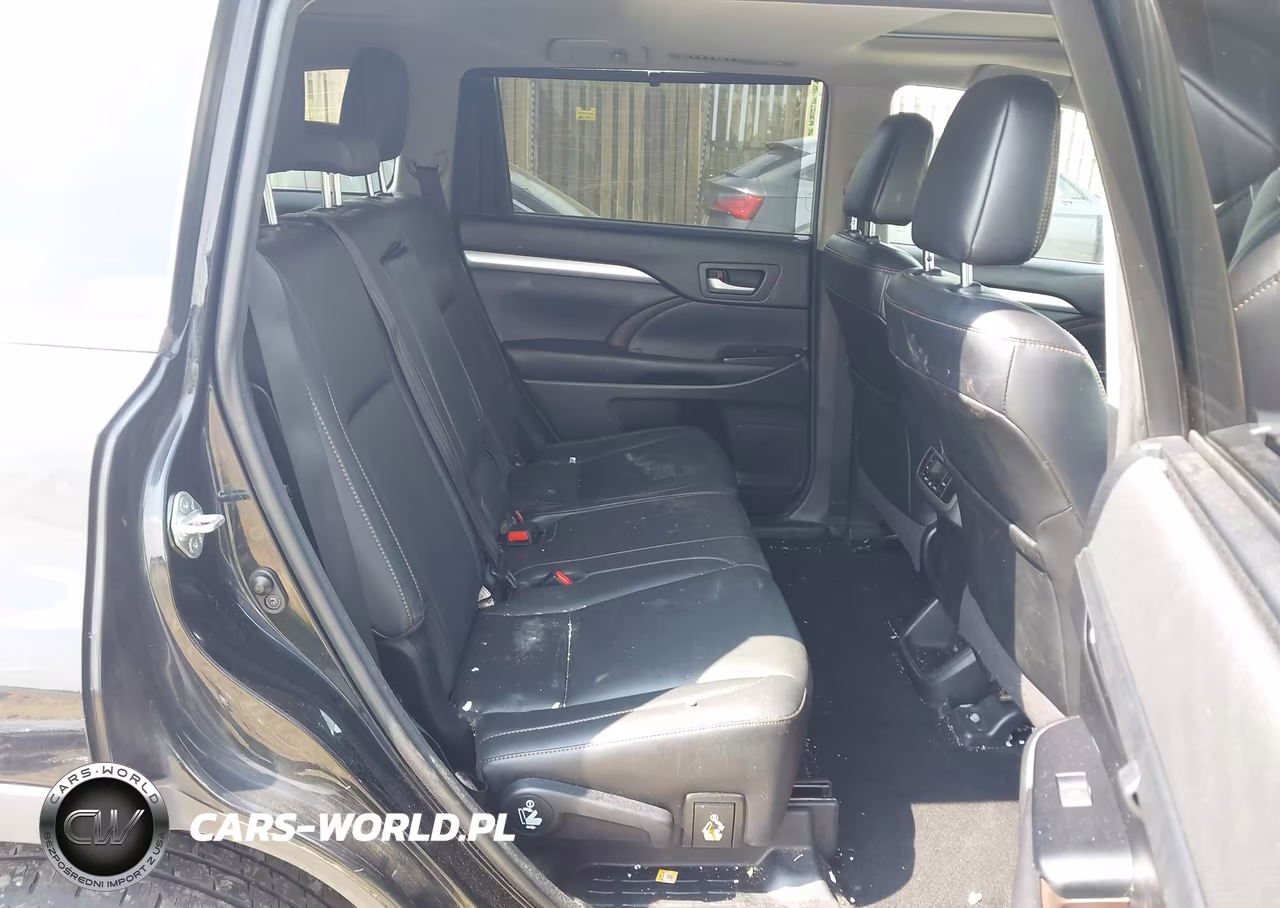 2017 Toyota Highlander Xle VIN:5TDJZRFH6HS473387 - 8