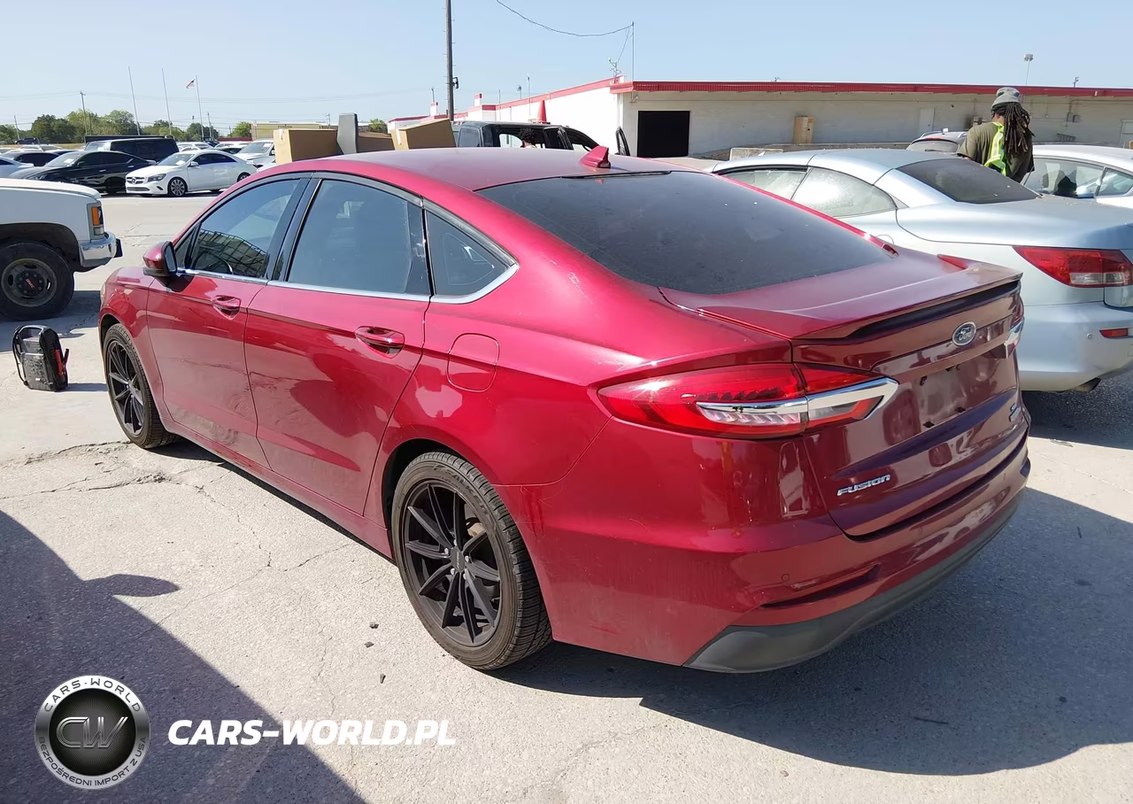 2019 Ford Fusion Se VIN:3FA6P0HD9KR169746 - 3