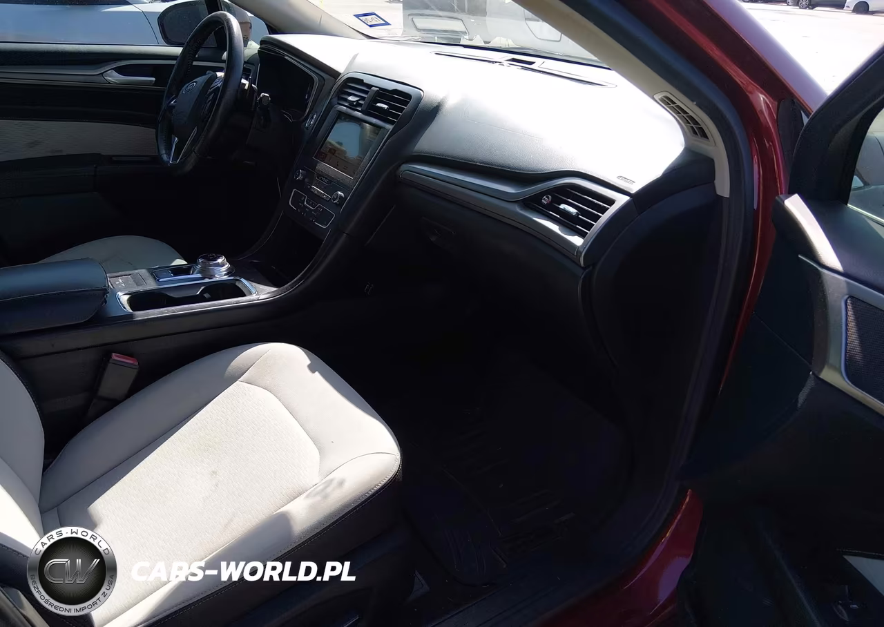 2019 Ford Fusion Se VIN:3FA6P0HD9KR169746 - 5