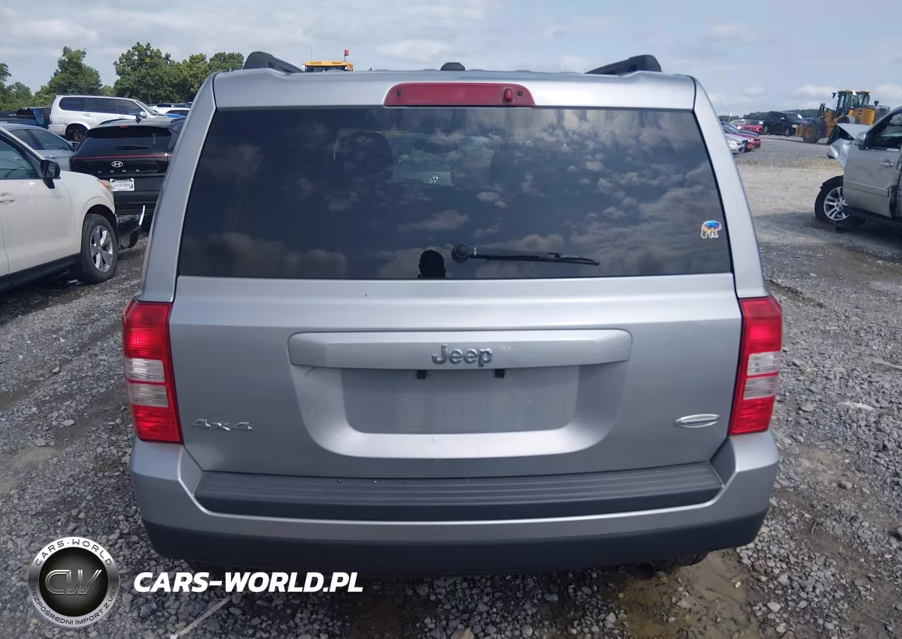 2017 Jeep Patriot Latitude VIN:1C4NJRFB0HD174204 - 16