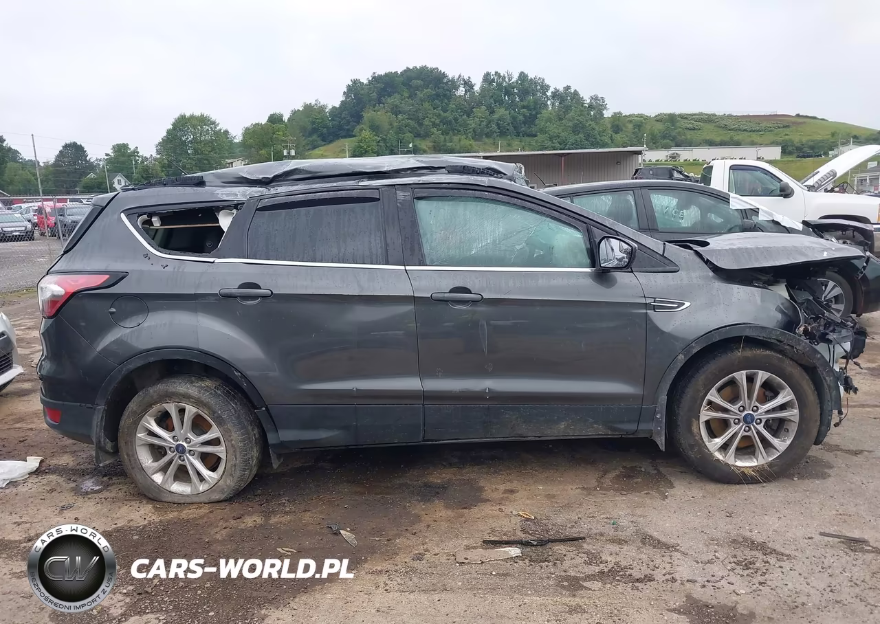 2018 Ford Escape Se VIN:1FMCU9GD3JUC56539 - 14