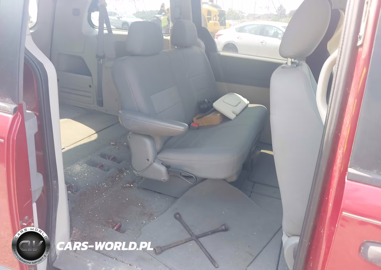 2008 Dodge Grand Caravan Se VIN:2D8HN44H28R113950 - 8