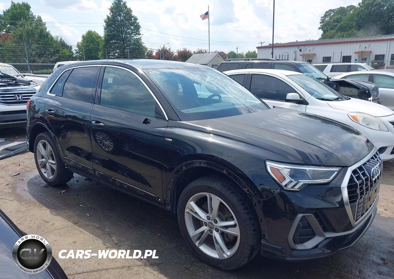 2019 Audi Q3 2.0T S Line Premium VIN:WA1EECF39K1069464 - 14