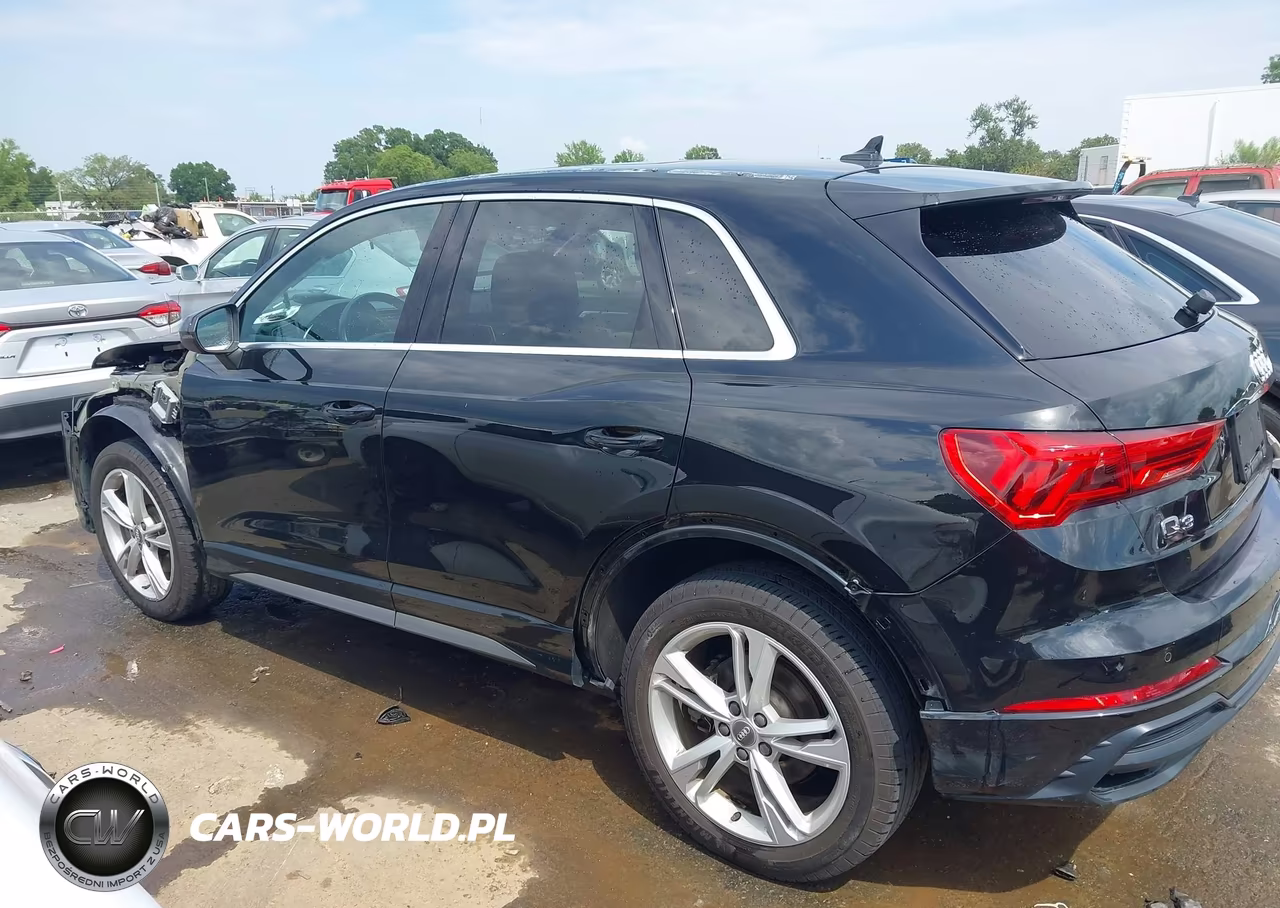 2019 Audi Q3 2.0T S Line Premium VIN:WA1EECF39K1069464 - 15
