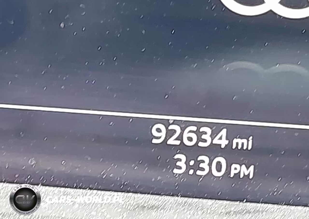 2019 Audi Q3 2.0T S Line Premium VIN:WA1EECF39K1069464 - 16