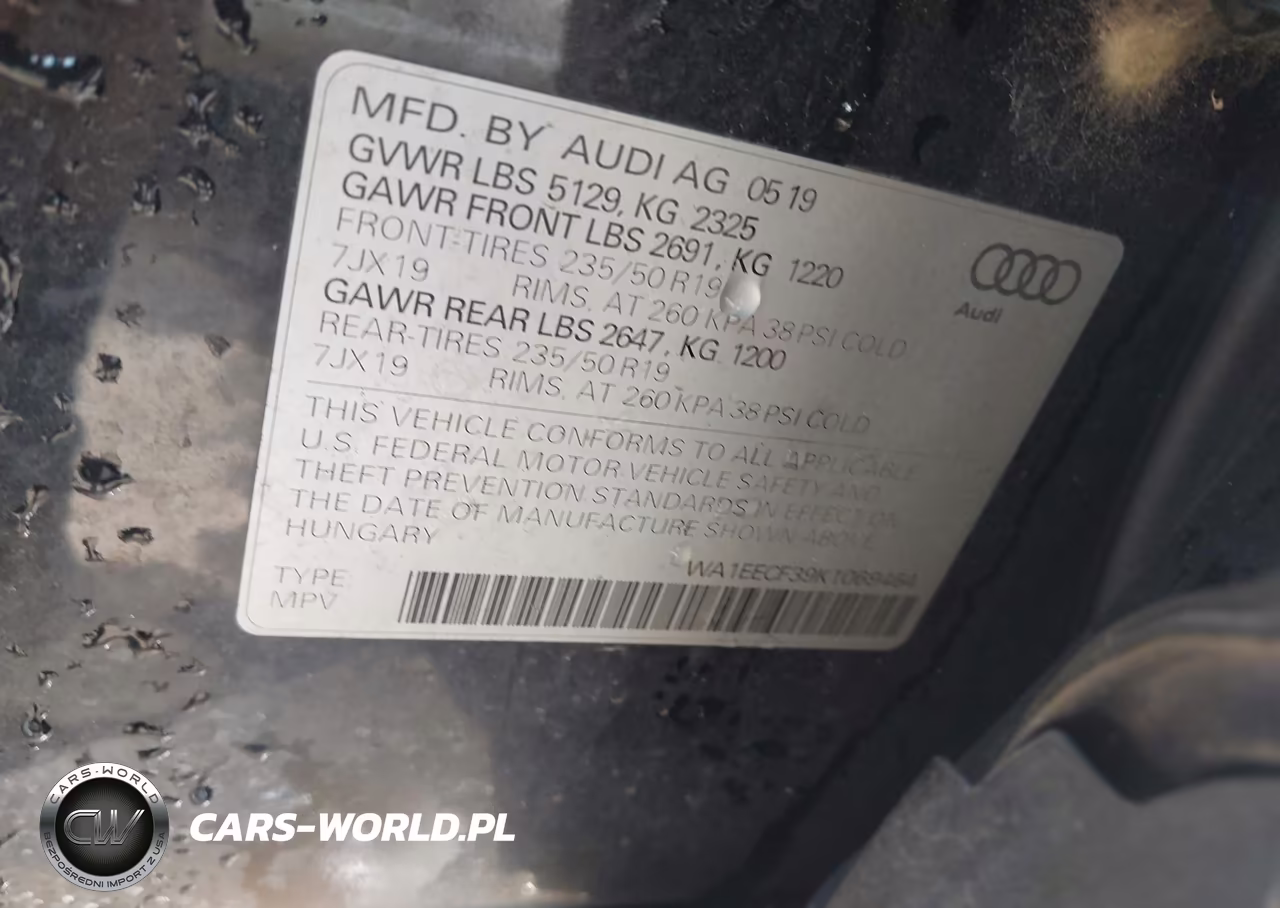 2019 Audi Q3 2.0T S Line Premium VIN:WA1EECF39K1069464 - 9