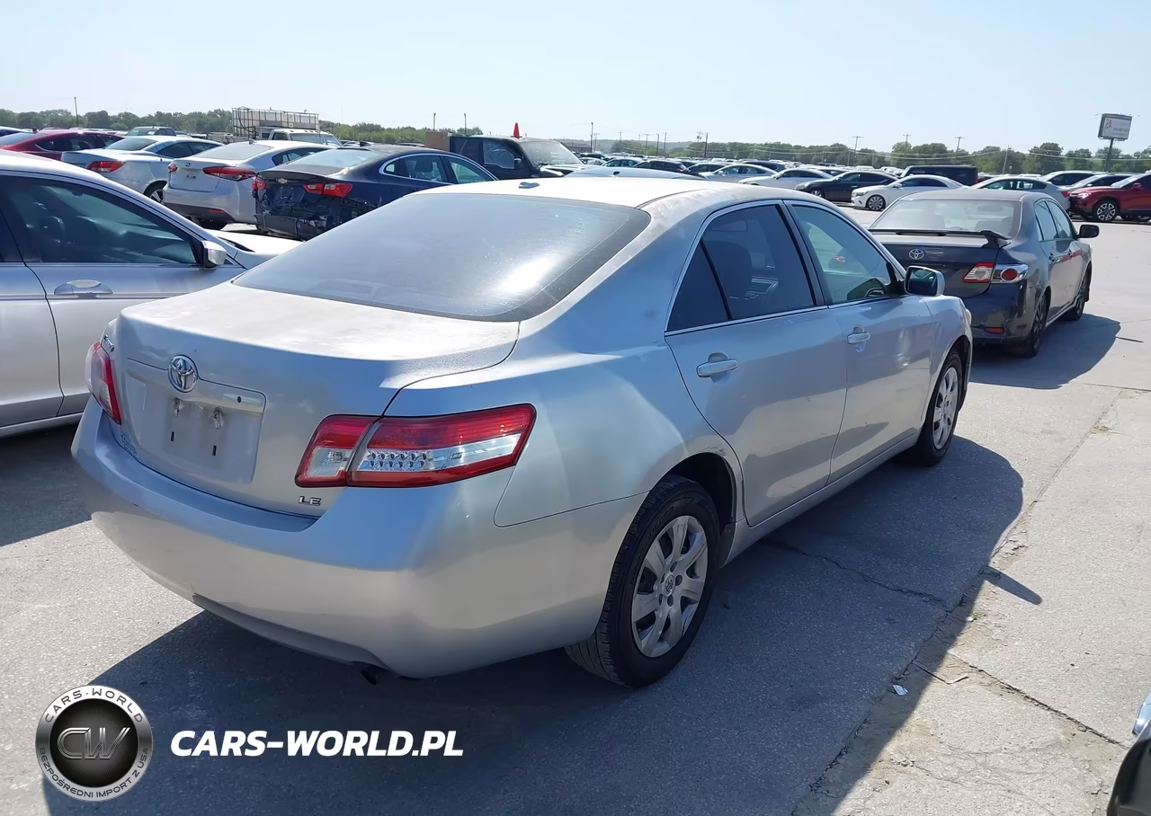 2011 Toyota Camry Le VIN:4T1BF3EK6BU129418 - 4