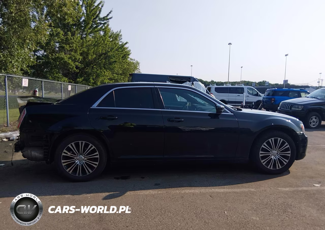2014 Chrysler 300 300S VIN:2C3CCAGG8EH205036 - 13