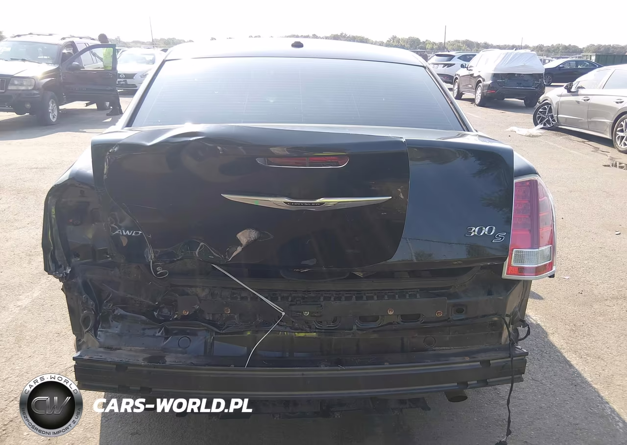2014 Chrysler 300 300S VIN:2C3CCAGG8EH205036 - 16