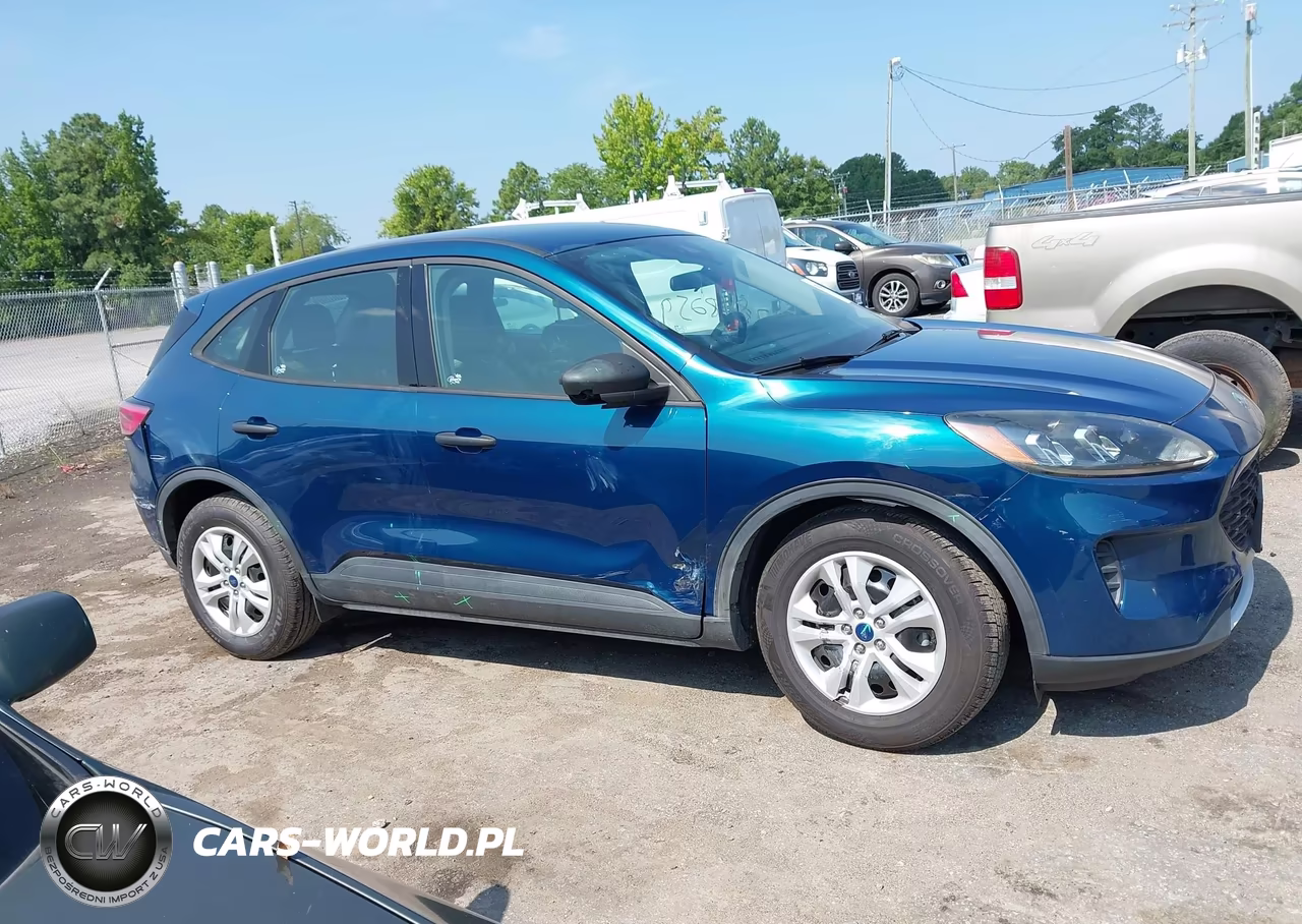 2020 Ford Escape S VIN:1FMCU0F65LUA25336 - 13