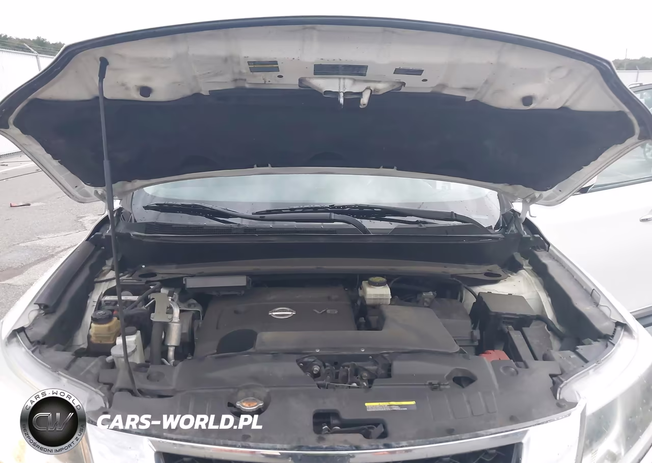 2015 Nissan Pathfinder Platinum VIN:5N1AR2MN7FC705828 - 10