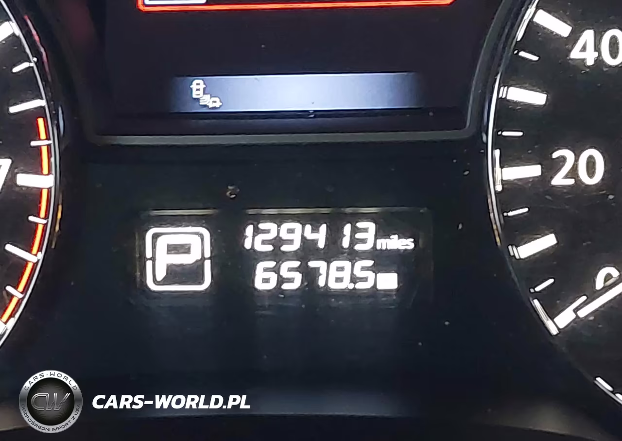 2015 Nissan Pathfinder Platinum VIN:5N1AR2MN7FC705828 - 16