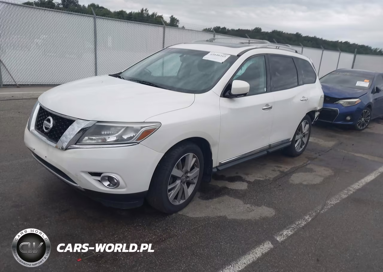 2015 Nissan Pathfinder Platinum VIN:5N1AR2MN7FC705828 - 2