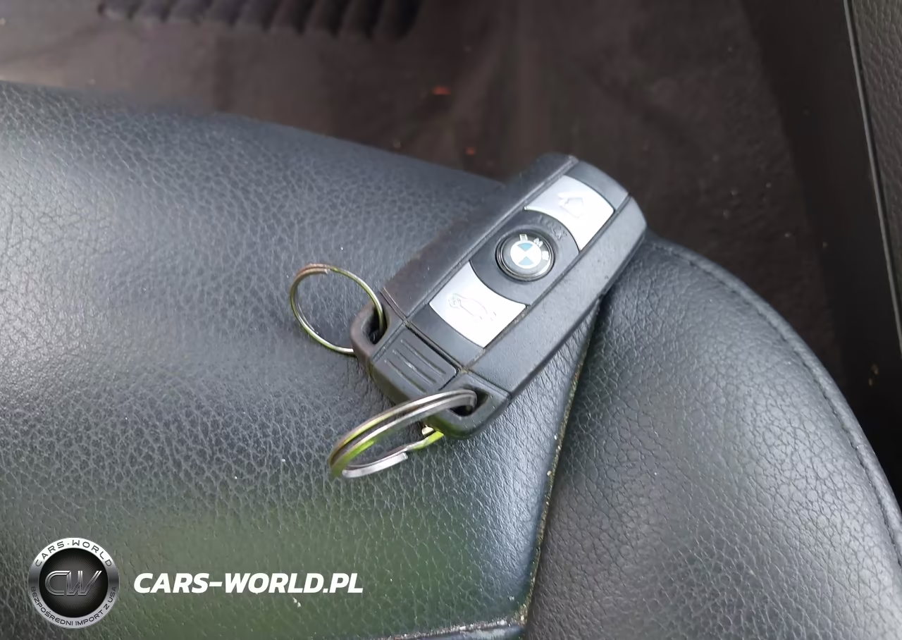 2013 BMW X1 xDrive28I VIN:WBAVL1C50DVR85433 - 11