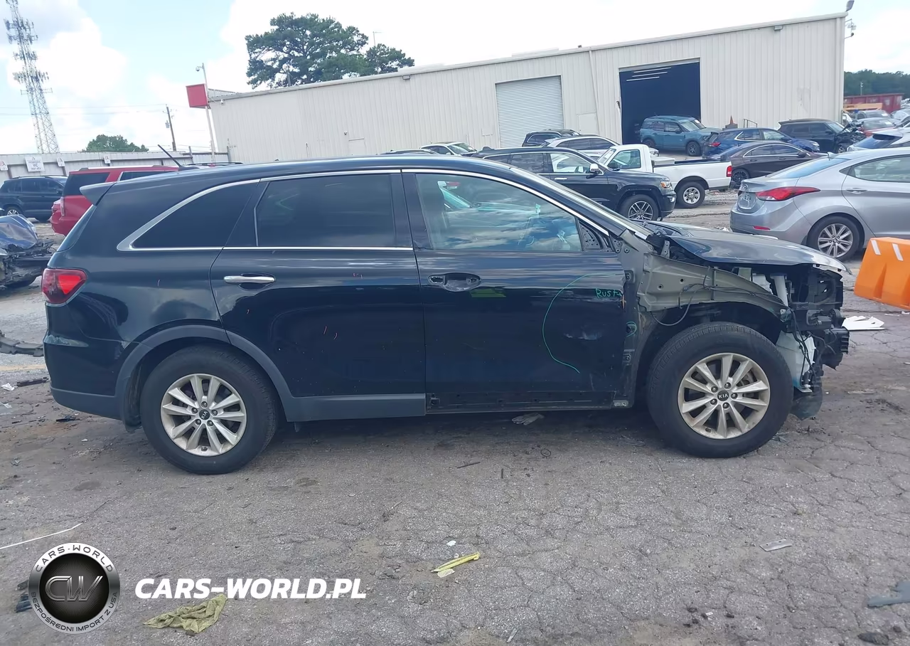 2019 Kia Sorento 2.4L L VIN:5XYPG4A31KG585792 - 13