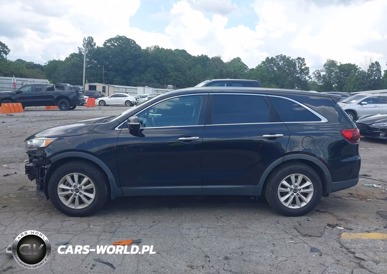 2019 Kia Sorento 2.4L L VIN:5XYPG4A31KG585792 - 14