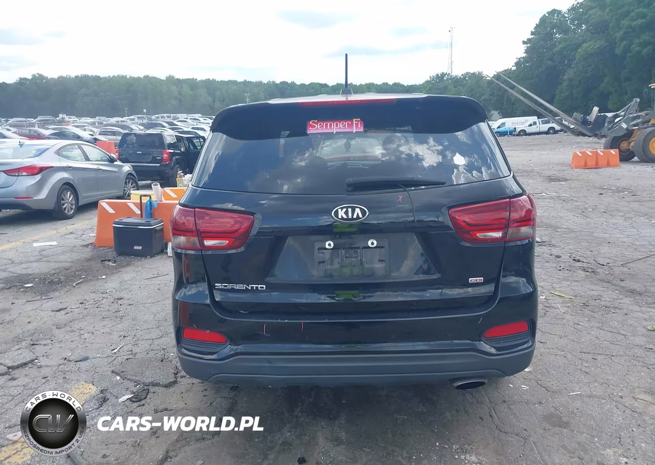 2019 Kia Sorento 2.4L L VIN:5XYPG4A31KG585792 - 16