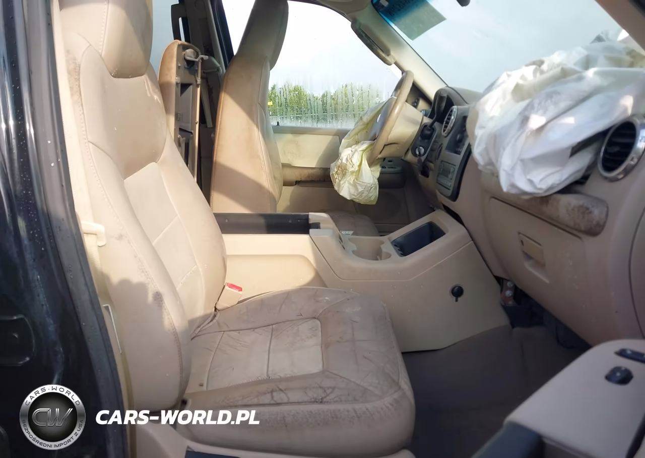 2003 Ford Expedition Eddie Bauer VIN:1FMFU18L13LA64422 - 5