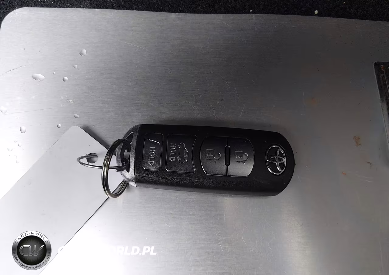 2019 Toyota Yaris Xle VIN:3MYDLBYVXKY504540 - 11