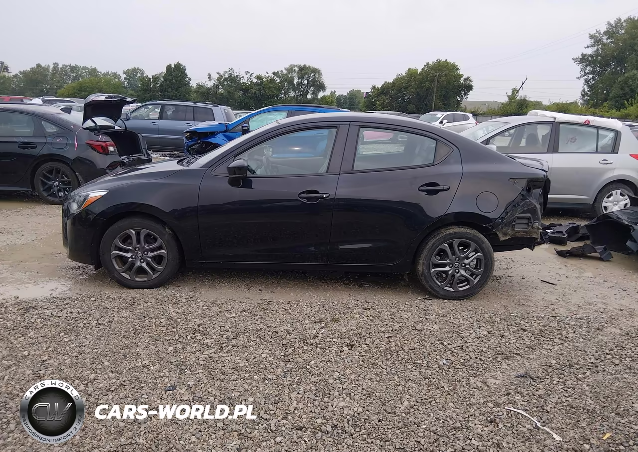 2019 Toyota Yaris Xle VIN:3MYDLBYVXKY504540 - 15