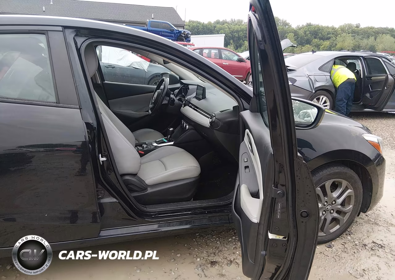 2019 Toyota Yaris Xle VIN:3MYDLBYVXKY504540 - 5