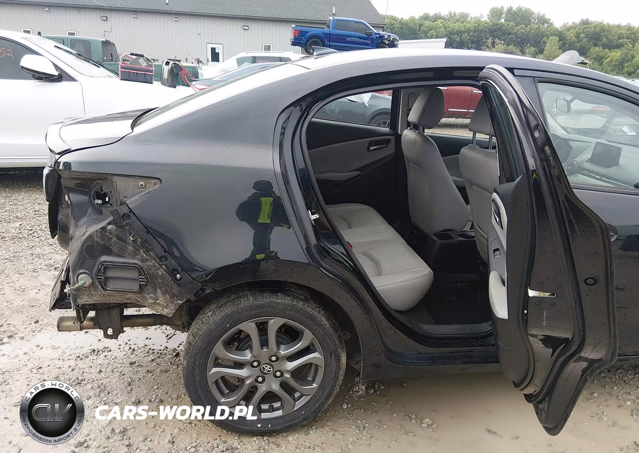 2019 Toyota Yaris Xle VIN:3MYDLBYVXKY504540 - 8
