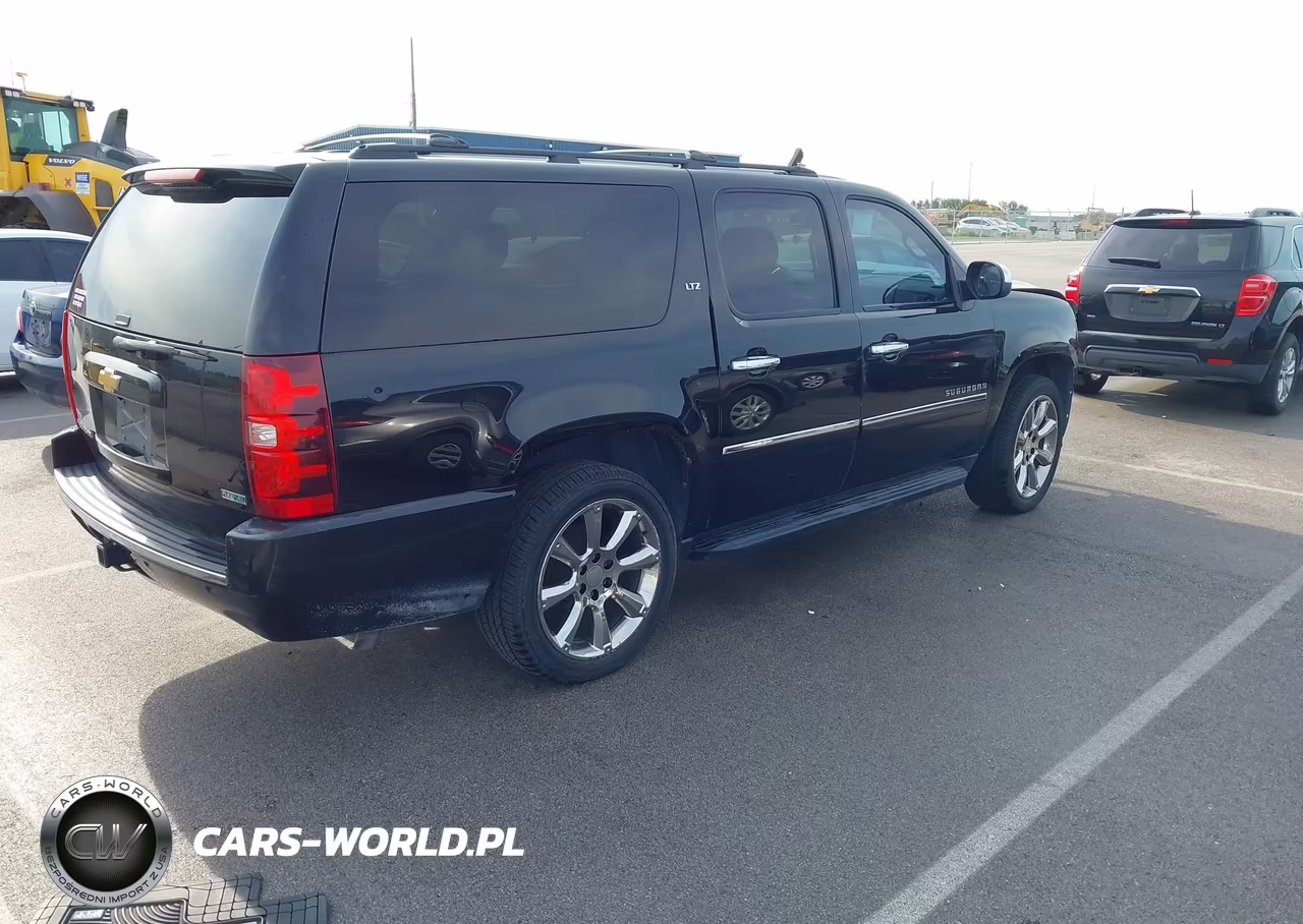 2012 Chevrolet Suburban 1500 Ltz VIN:1GNSKKE73CR256418 - 4