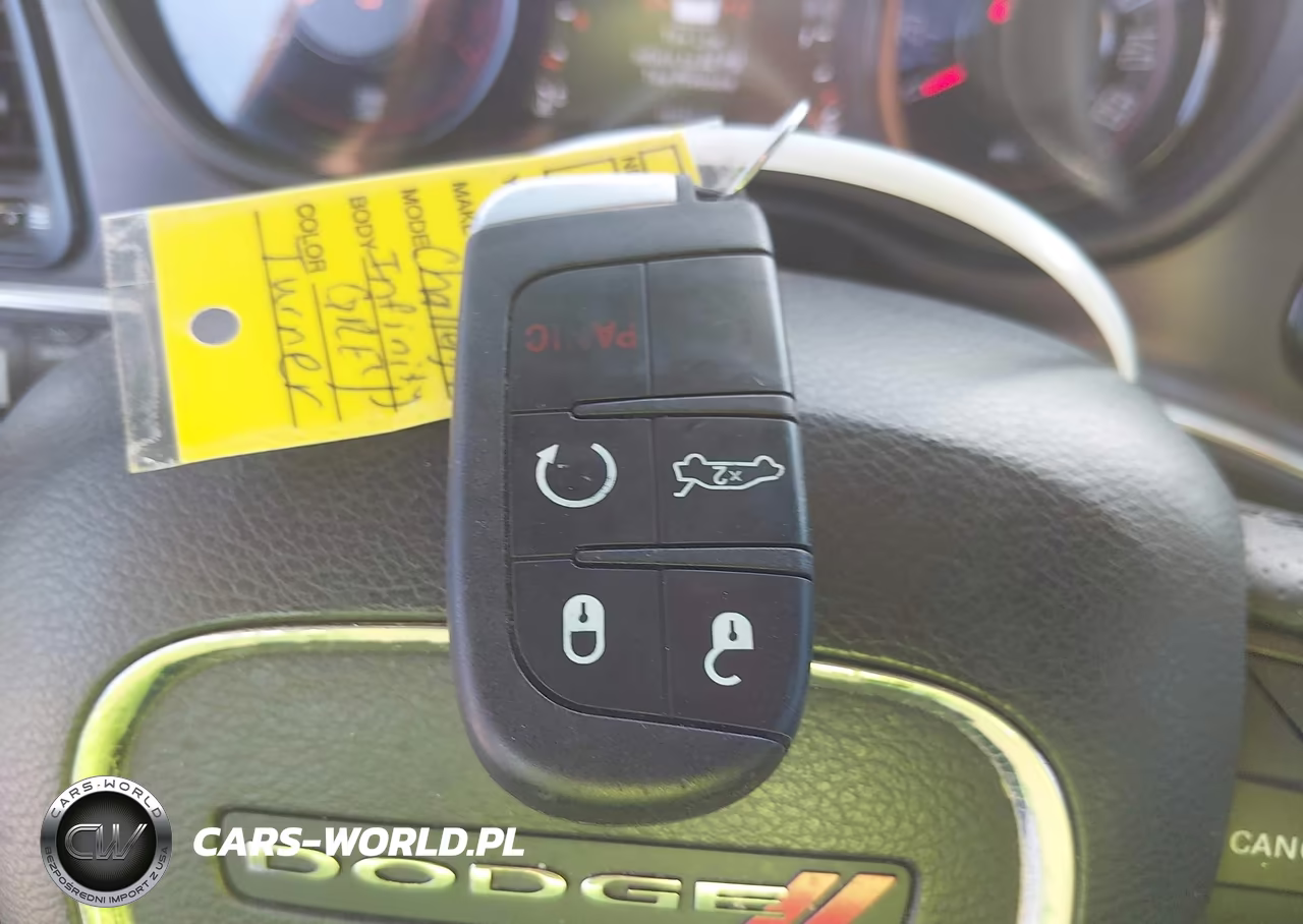 2016 Dodge Challenger Sxt Plus VIN:2C3CDZAG8GH178105 - 11