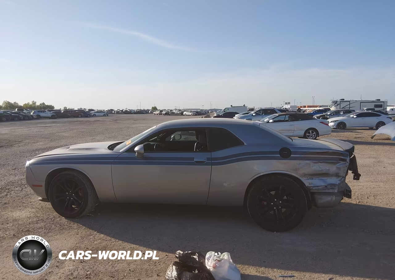 2016 Dodge Challenger Sxt Plus VIN:2C3CDZAG8GH178105 - 15
