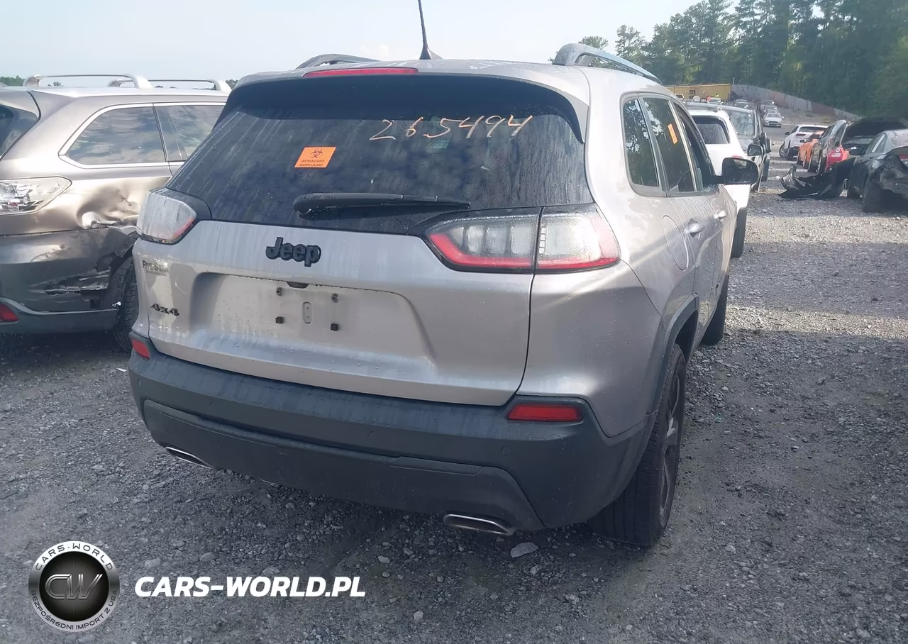 2019 Jeep Cherokee Altitude 4X4 VIN:1C4PJMLX7KD301811 - 4