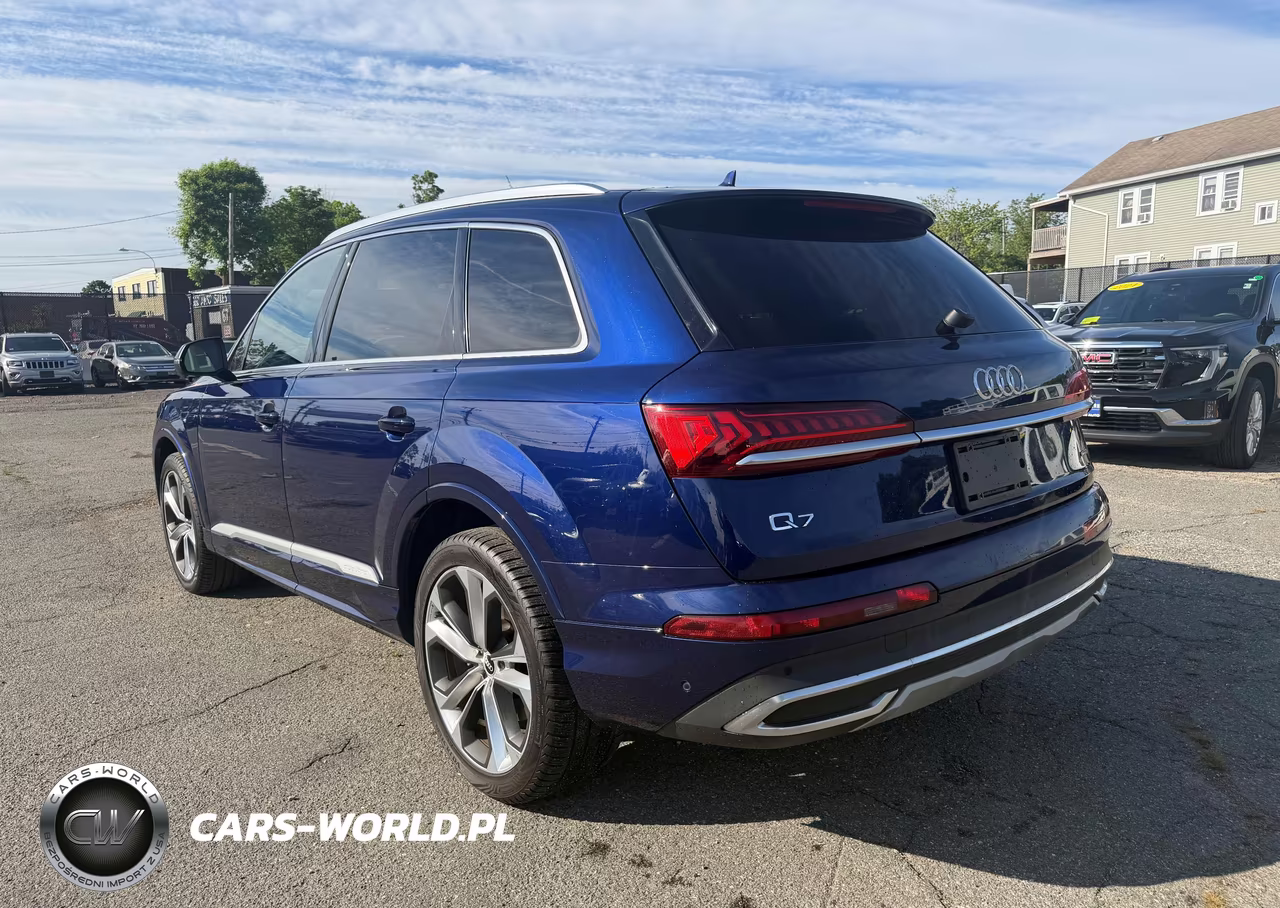 2021 Audi Q7 Premium Plus VIN:WA1LXAF72MD014929 - 3