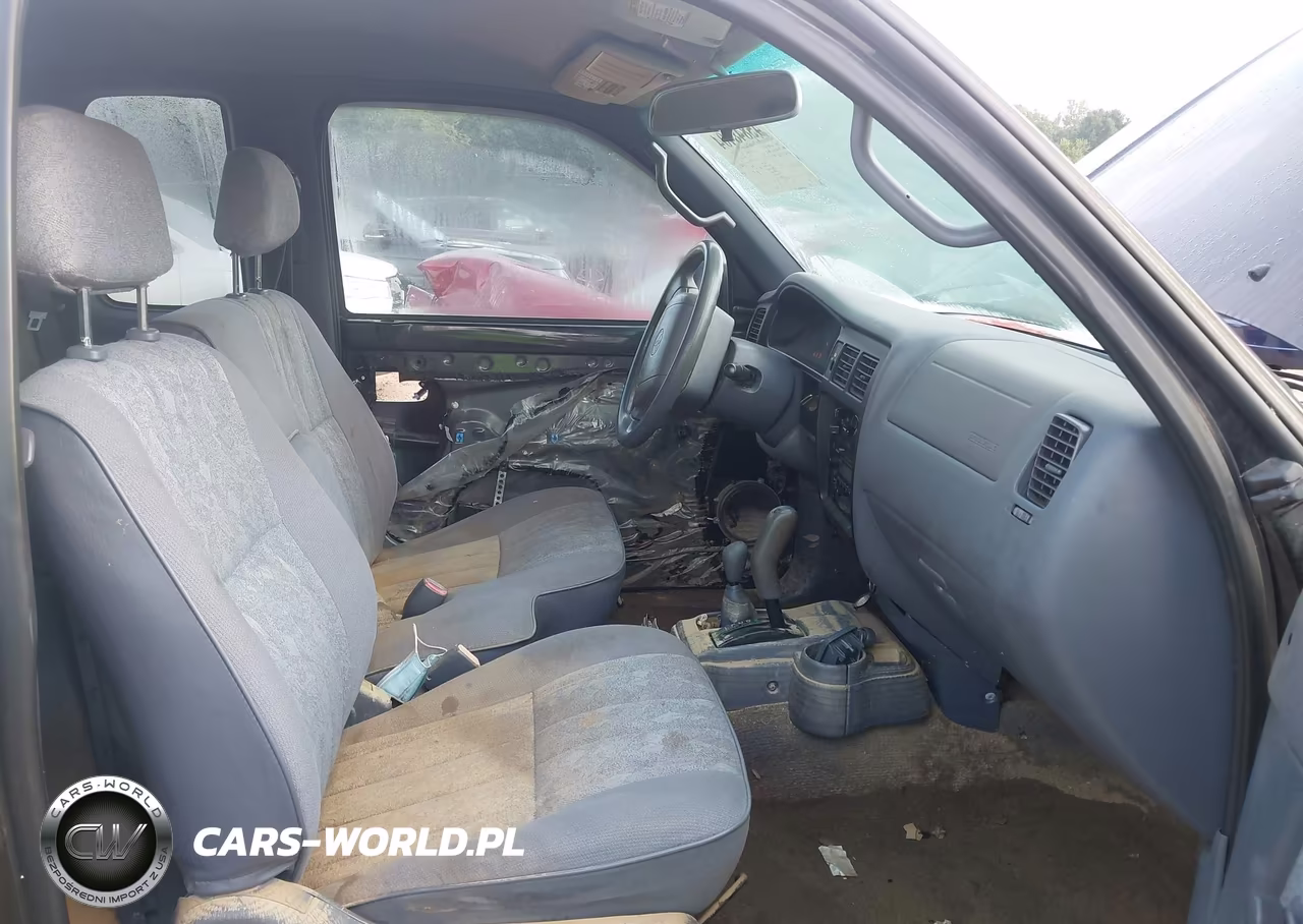 2000 Toyota Tacoma Base V6 VIN:4TAWN72N9YZ633239 - 5