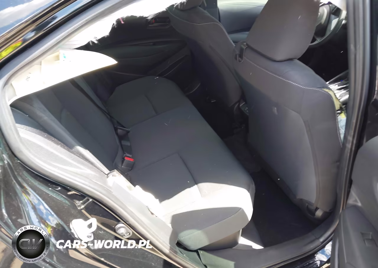2025 Toyota Corolla Hybrid Le VIN:JTDBCMFE4S3104972 - 8