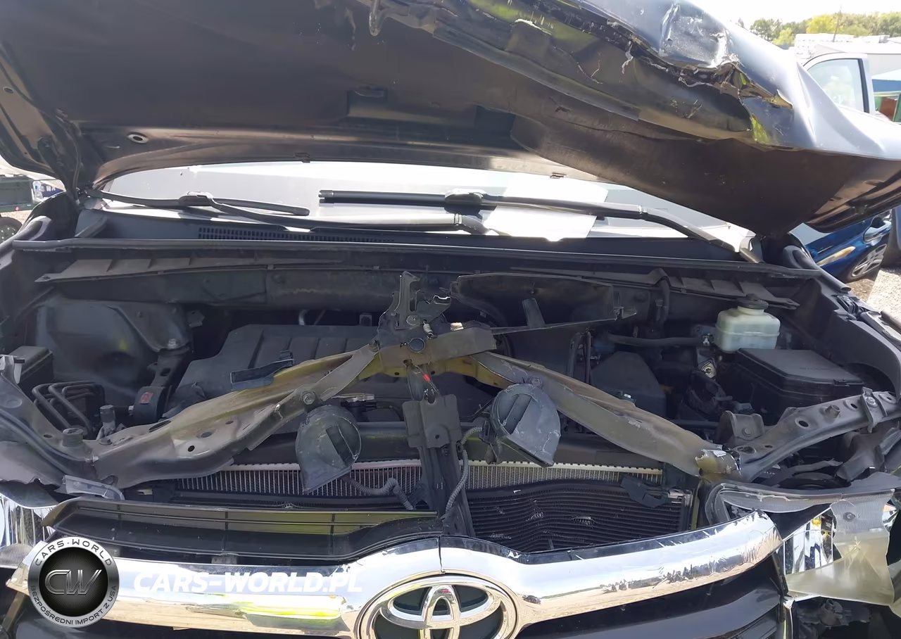 2015 Toyota Highlander Le Plus V6 VIN:5TDZKRFH4FS046259 - 10