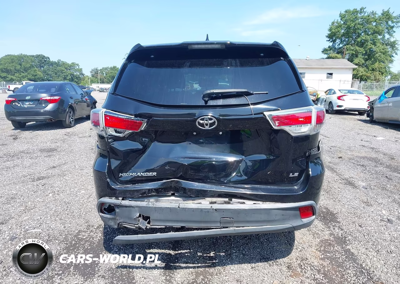 2015 Toyota Highlander Le Plus V6 VIN:5TDZKRFH4FS046259 - 16