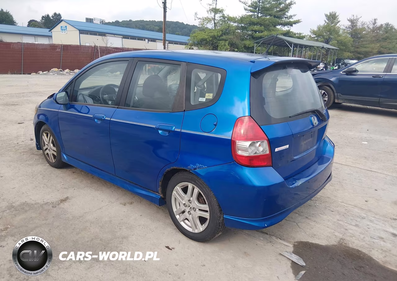 2007 Honda Fit Sport VIN:JHMGD38637S062129 - 3