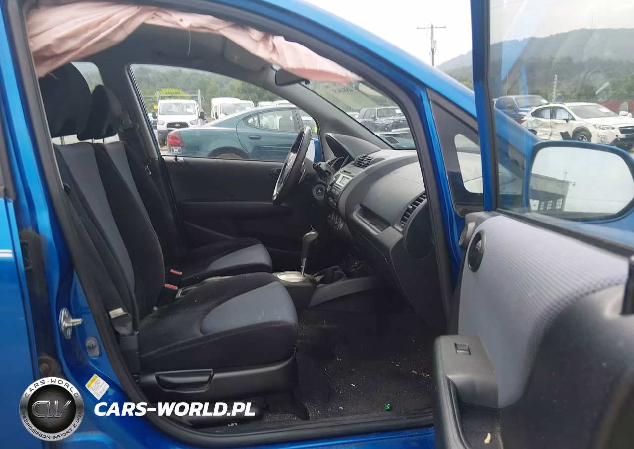 2007 Honda Fit Sport VIN:JHMGD38637S062129 - 5