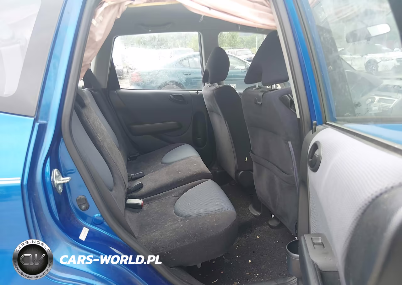 2007 Honda Fit Sport VIN:JHMGD38637S062129 - 8