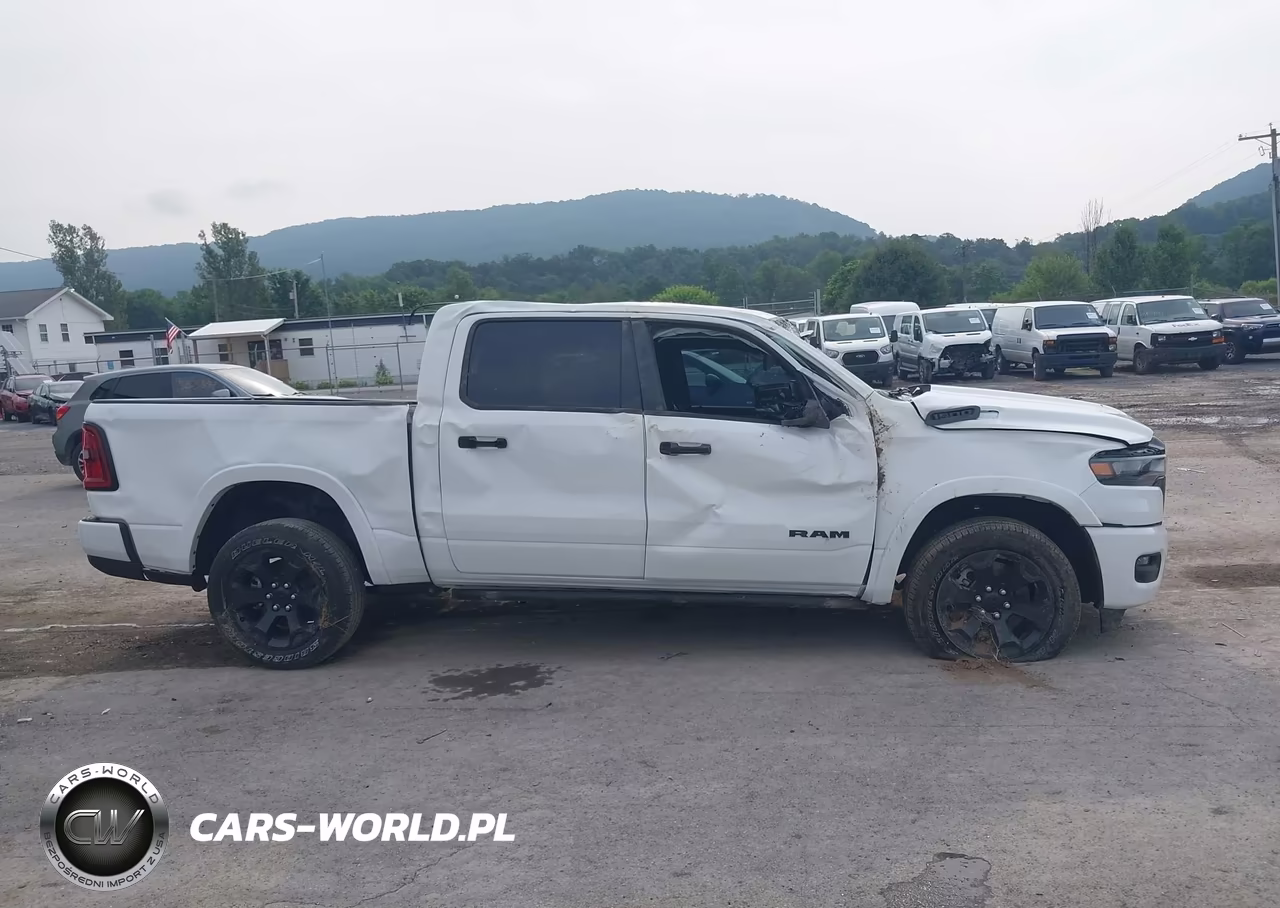 2026 Ram 1500 Big Horn 4X4 5'7 Box VIN:3C6SRFFP9T4153667 - 13