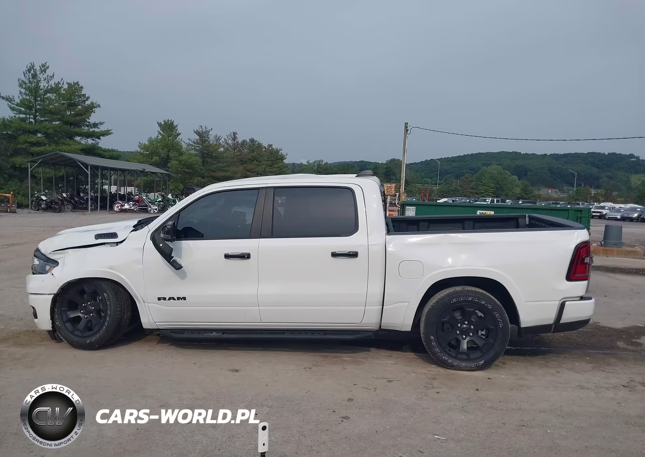 2026 Ram 1500 Big Horn 4X4 5'7 Box VIN:3C6SRFFP9T4153667 - 14