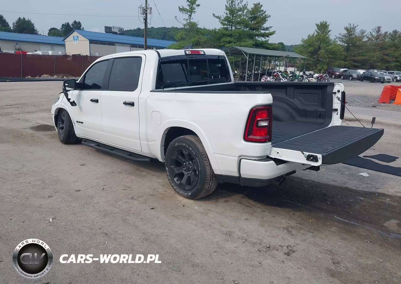 2026 Ram 1500 Big Horn 4X4 5'7 Box VIN:3C6SRFFP9T4153667 - 3