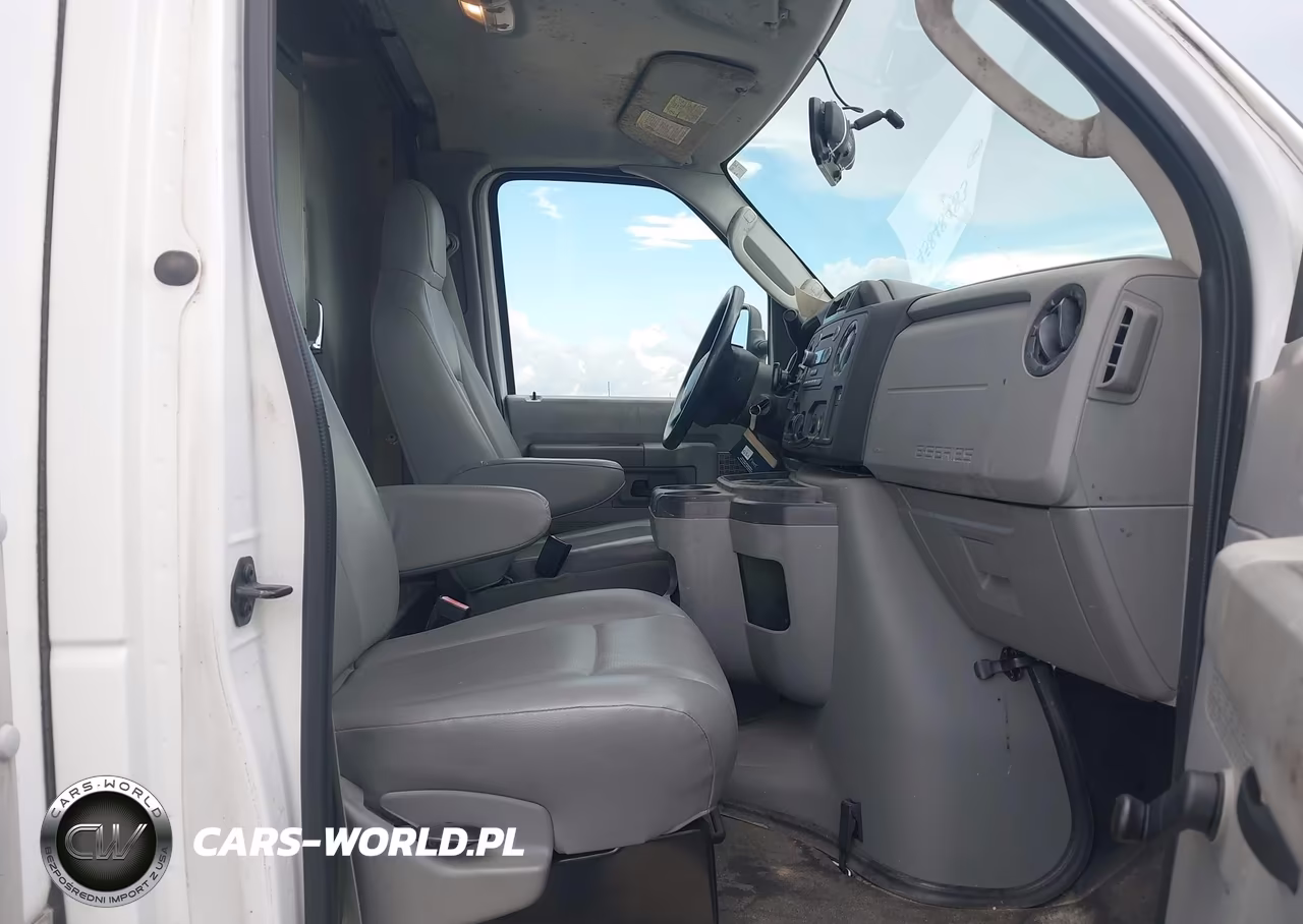 2014 Ford Econoline E450 Super Duty Cutwy Van VIN:1FDWE4FL2EDA77923 - 5