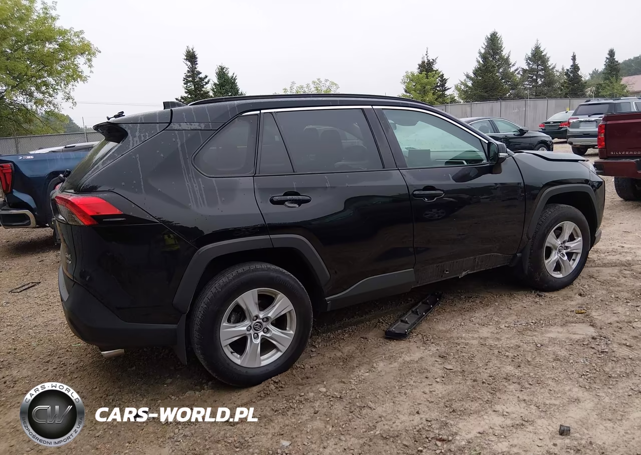 2021 Toyota Rav4 Xle VIN:2T3P1RFV7MC168482 - 4
