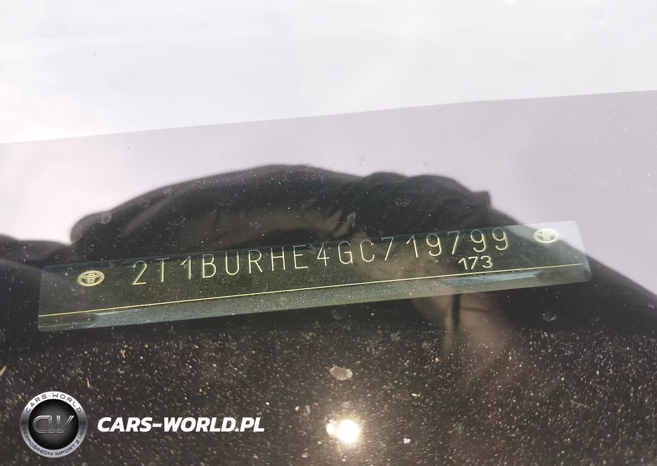 2016 Toyota Corolla S Plus VIN:2T1BURHE4GC719799 - 17
