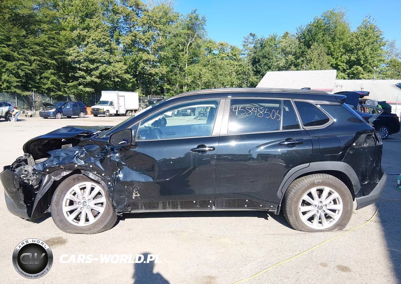2023 Toyota Corolla Cross Le VIN:7MUCAABG4PV045899 - 14