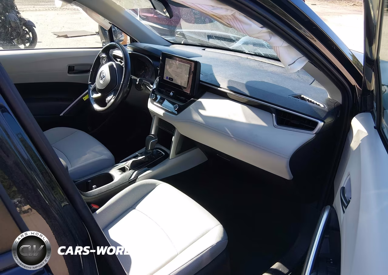 2023 Toyota Corolla Cross Le VIN:7MUCAABG4PV045899 - 5